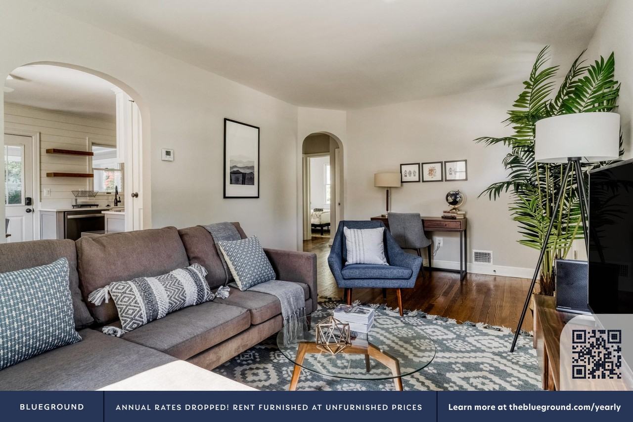 1028 16th St S #739 - Photo 3 of 26