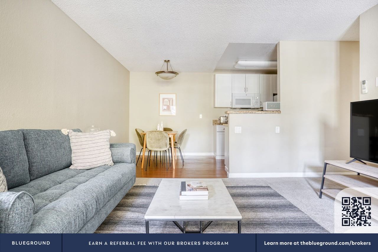 131 Saratoga Ave #599 - Photo 5 of 34