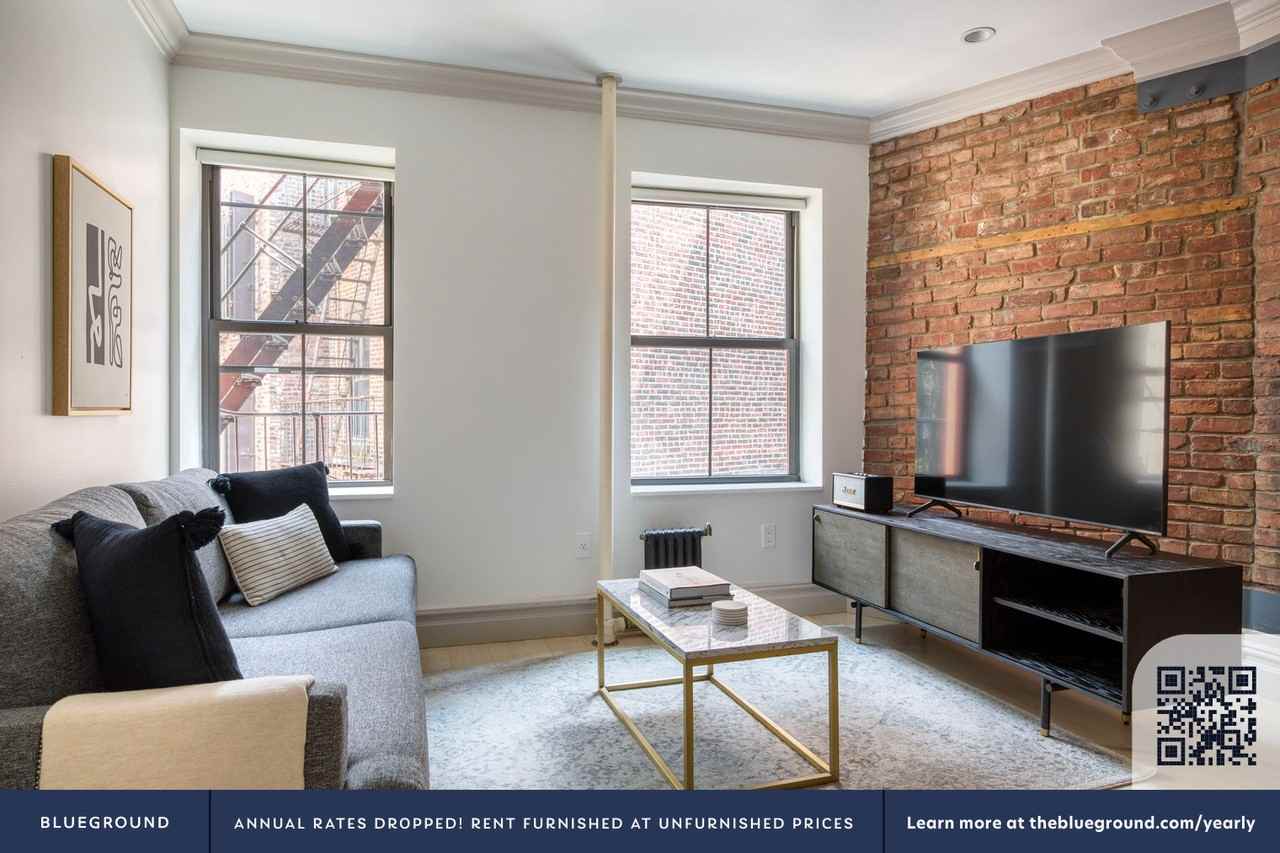 161 W 4th St #1134 - Photo 3 of 16