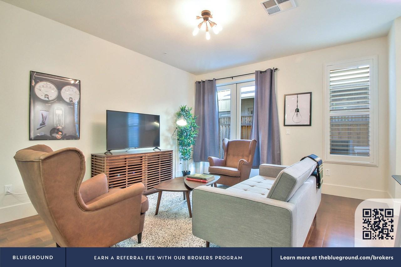 821 Altaire Walk #1549 - Photo 5 of 24