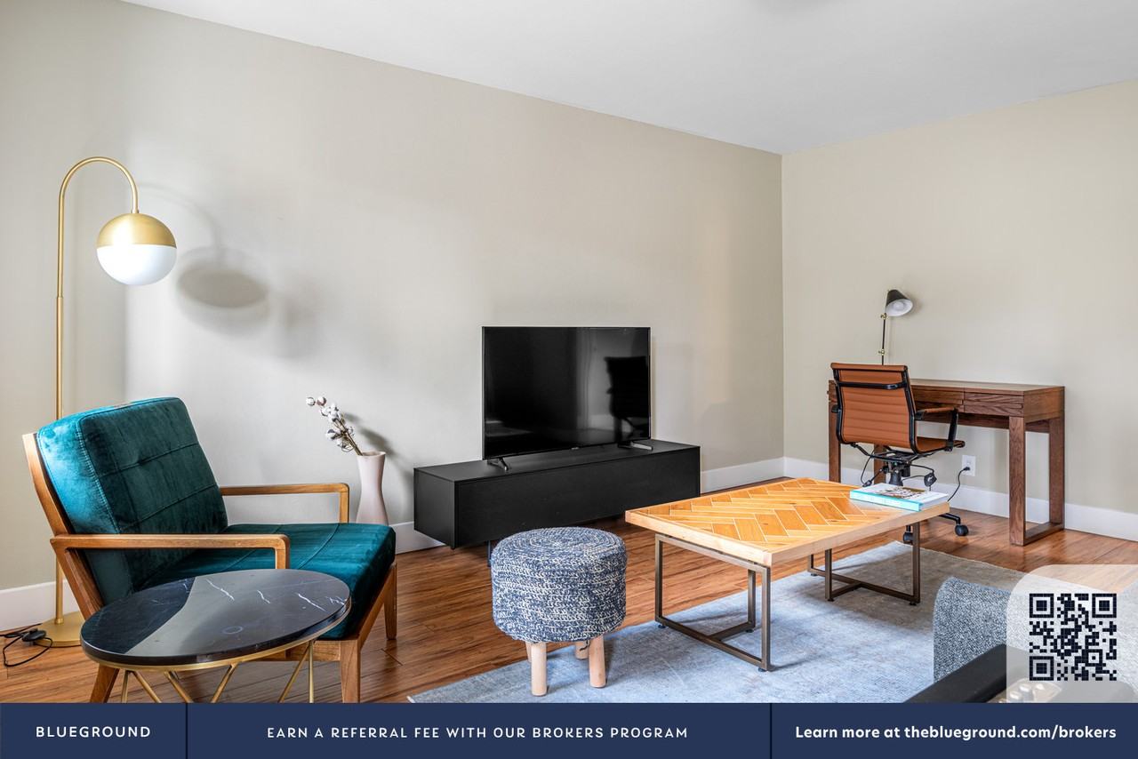 600 N Whisman Rd #462 - Photo 4 of 30