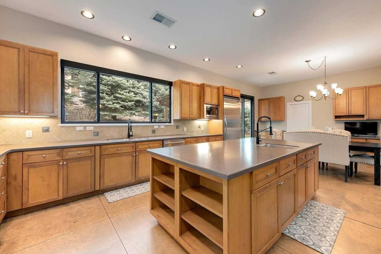 1942 S Routt Ct #1013114P - Photo 5 of 28