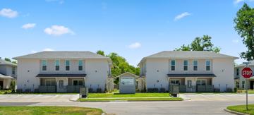 featured image of 420 Craig St #C4