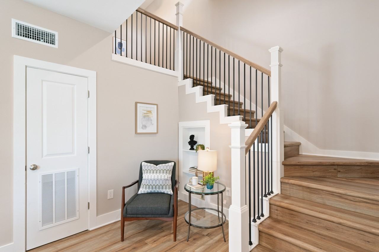 420 Craig St #C4 - Photo 3 of 41