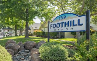 featured image of 1749 Eaton Rd