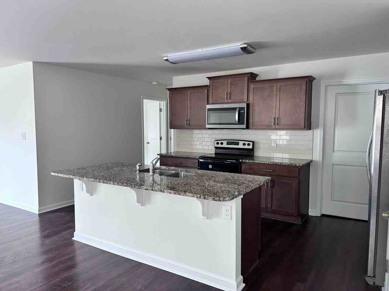 653 Nannyberry Ln - Photo 5 of 5