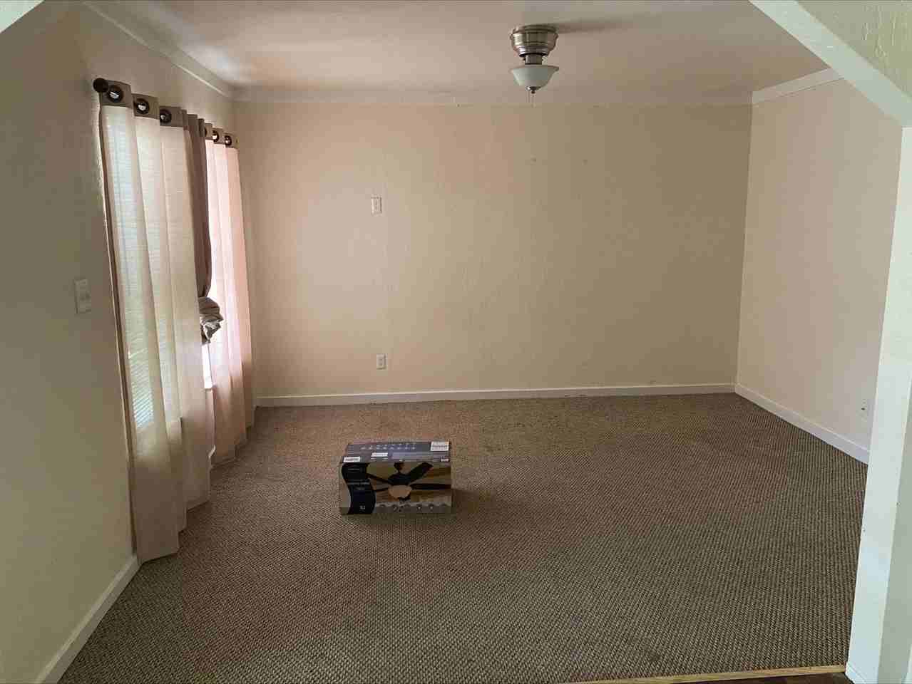 4527 Clear Spring Dr - Photo 5 of 11