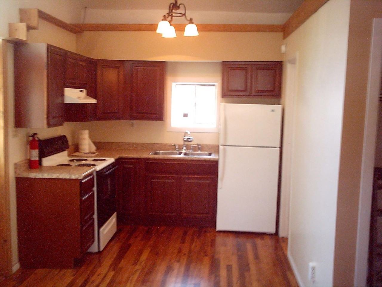 177 E 7th Ave - Photo 2 of 8