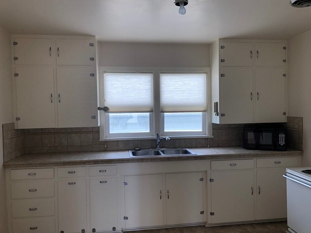 513 3rd St - Photo 3 of 11