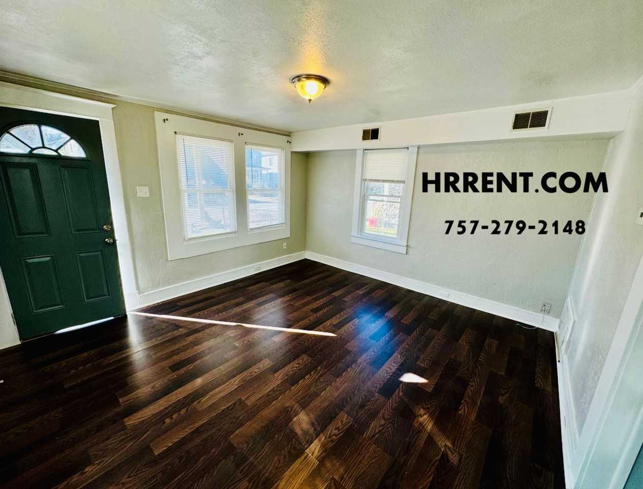 302 Chapel St - Photo 3 of 16