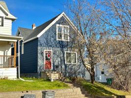 featured image of 516 N 16th Ave E