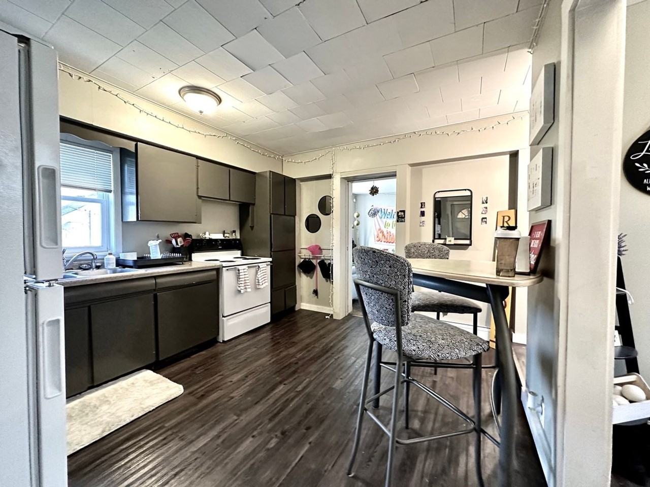 516 N 16th Ave E - Photo 3 of 16