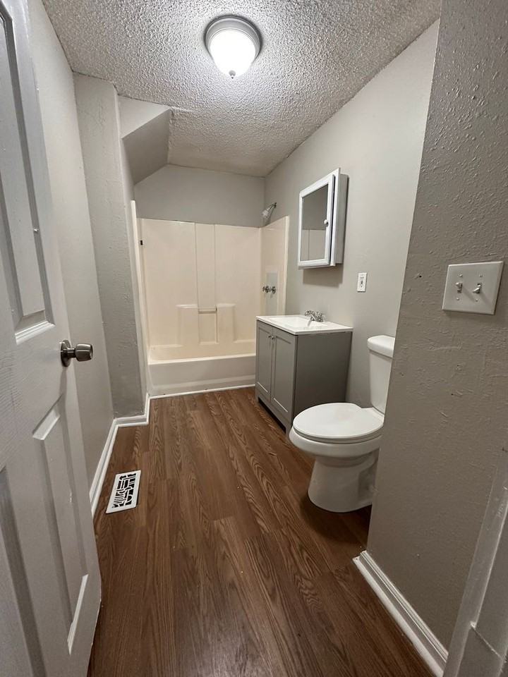 5712 Wabash Ave - Photo 6 of 9