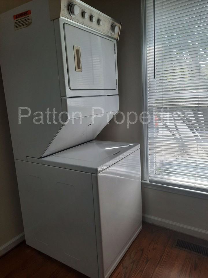 801 King St #G - Photo 6 of 17