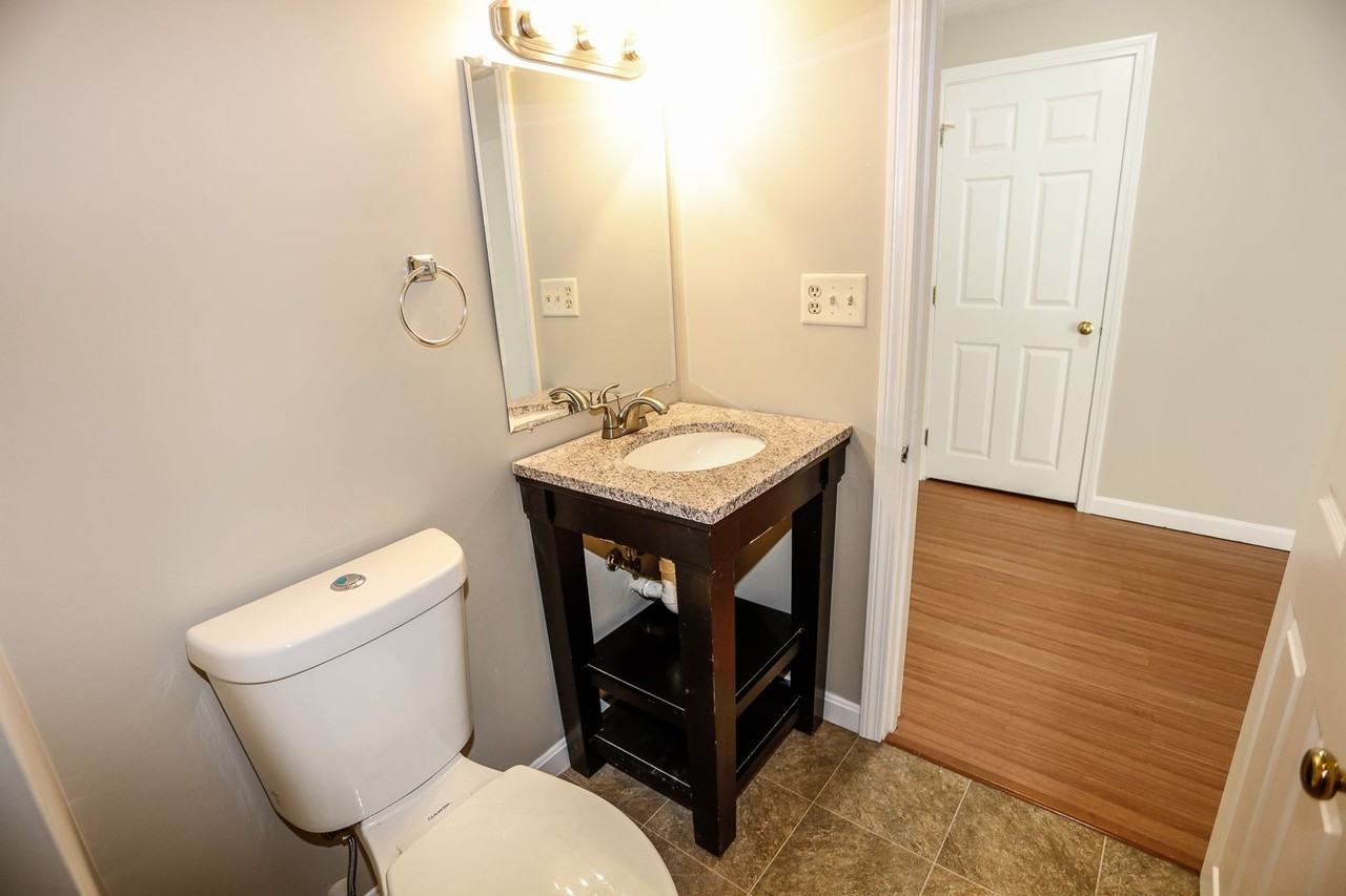 14 E Ridge Rd - Photo 4 of 35