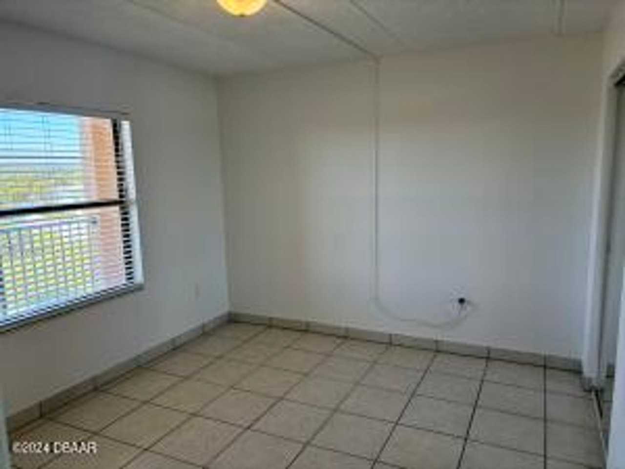 2390 Ocean Shore Blvd #402 - Photo 7 of 26