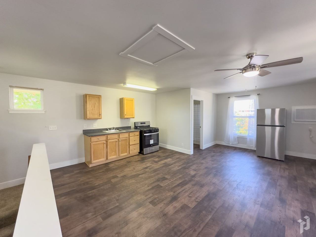1704 Lawler St - Photo 3 of 6