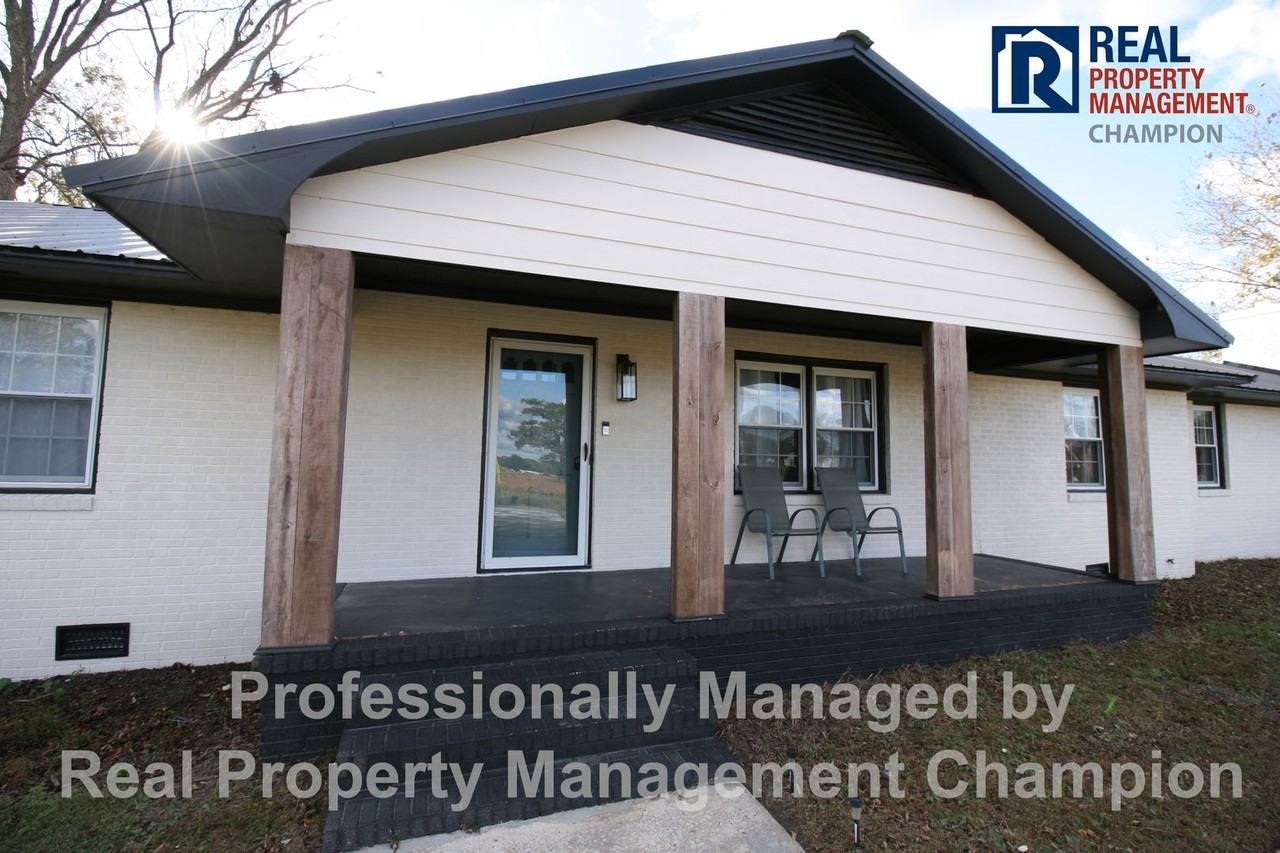 166 Lyman Rd - Photo 2 of 33