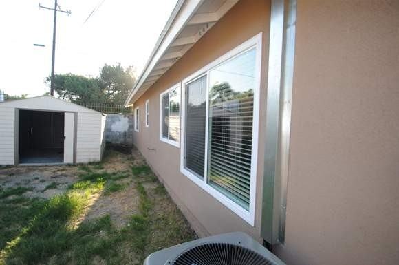 26892 14th St - Photo 3 of 11