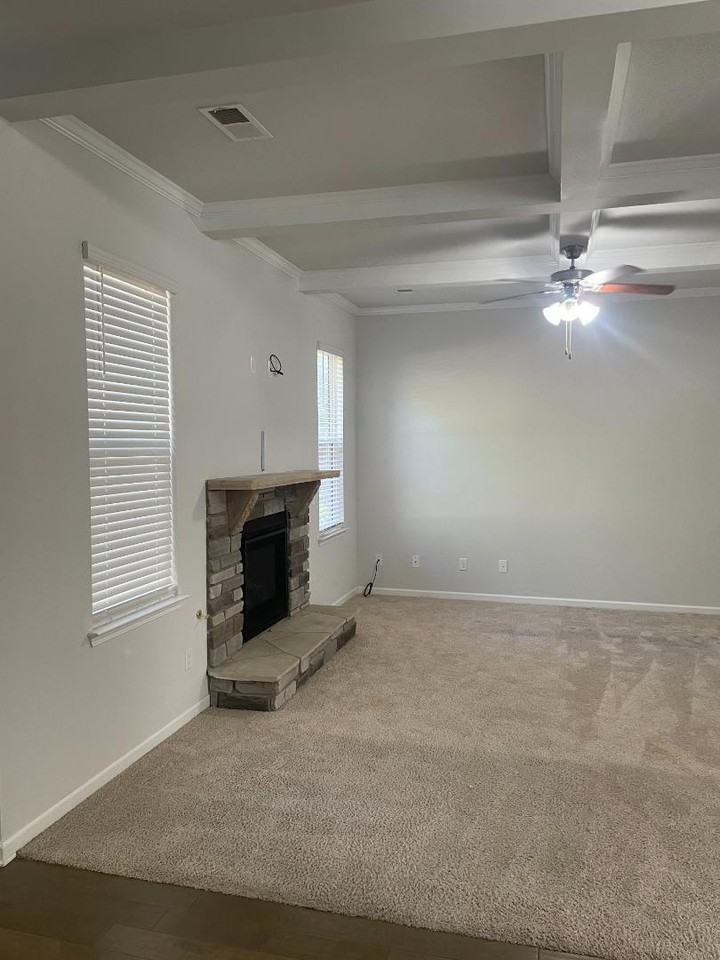 6 Wax Myrtle Cir - Photo 3 of 10