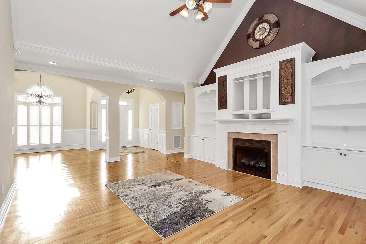 205 Fairway Cir #NA - Photo 3 of 20