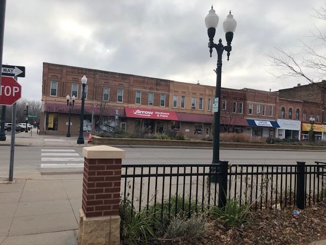 211 S Minnesota Ave #4 - Photo 2 of 14