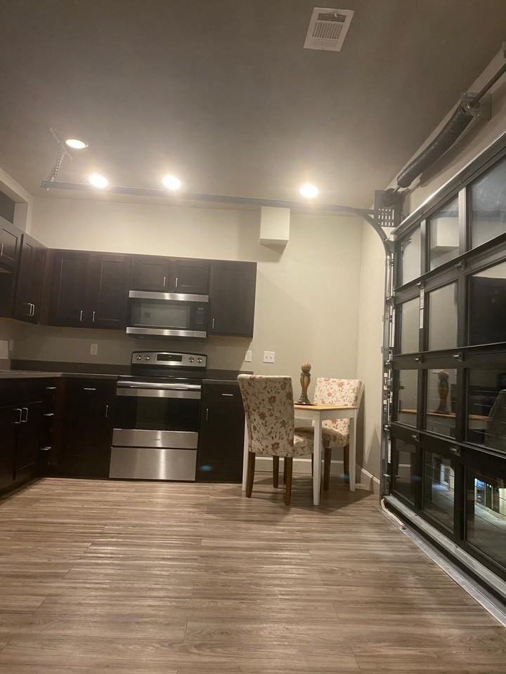 800 New Hampshire St #413 - Photo 5 of 18