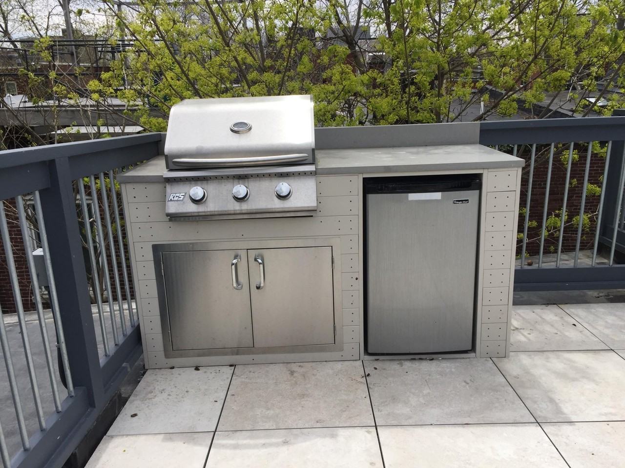 20 Sussex St #1F - Photo 2 of 19