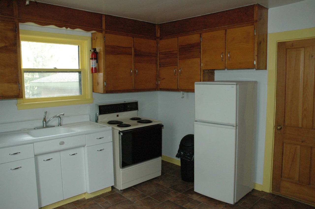 202 5th St #NA - Photo 3 of 19