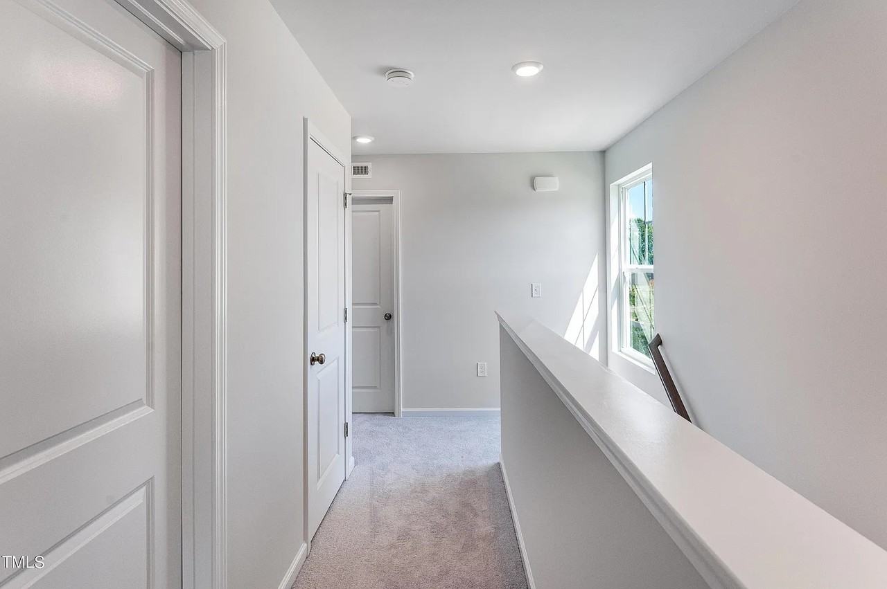 253 Peebles Dr #253 - Photo 3 of 13