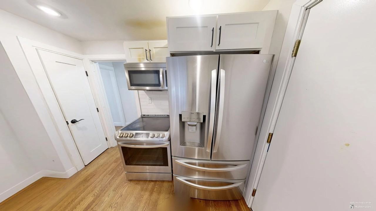 25 Greycliff Rd #1 - Photo 3 of 12