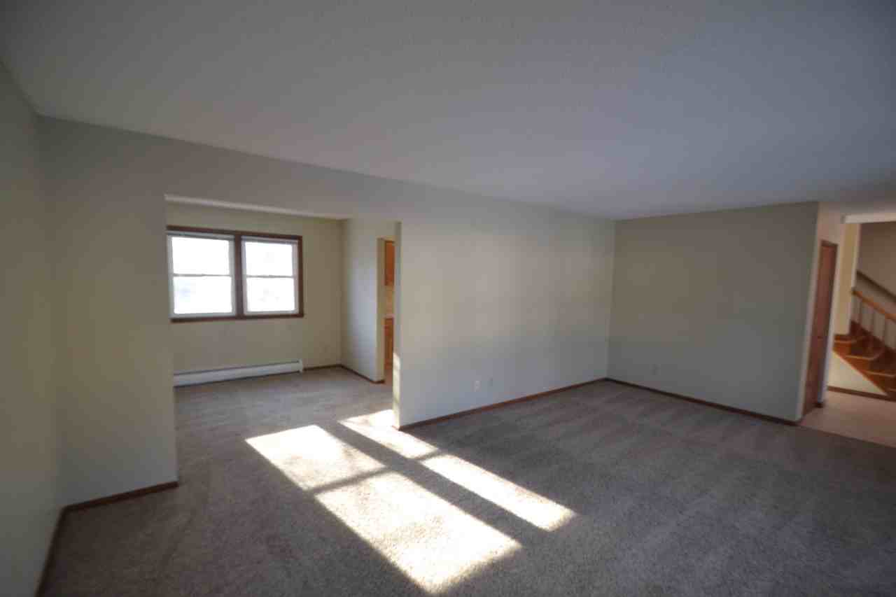 8033 34th Pl N - Photo 3 of 12