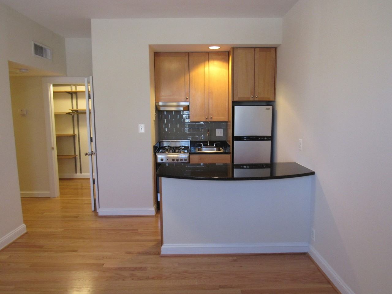 Windermere/Harrowgate - Photo 2 of 22