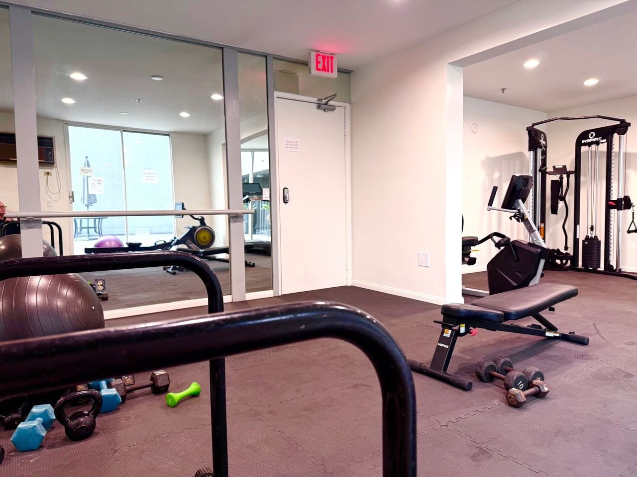 Graystone Manor Apartments - Photo 2 of 17