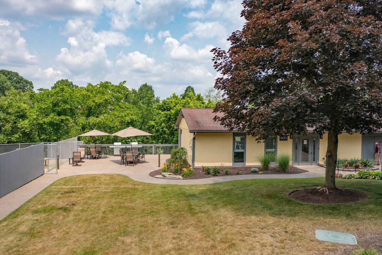 OakWood Park - Photo 6 of 50