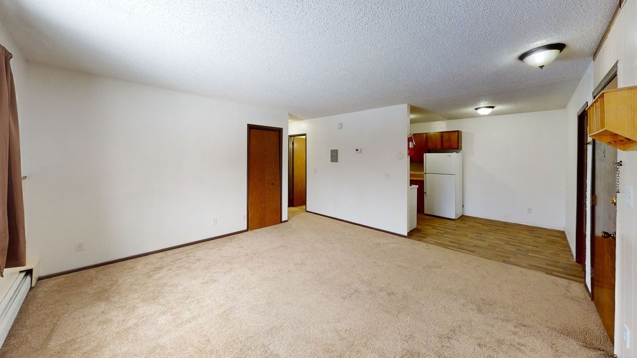 White Birch Apartments - Photo 6 of 13