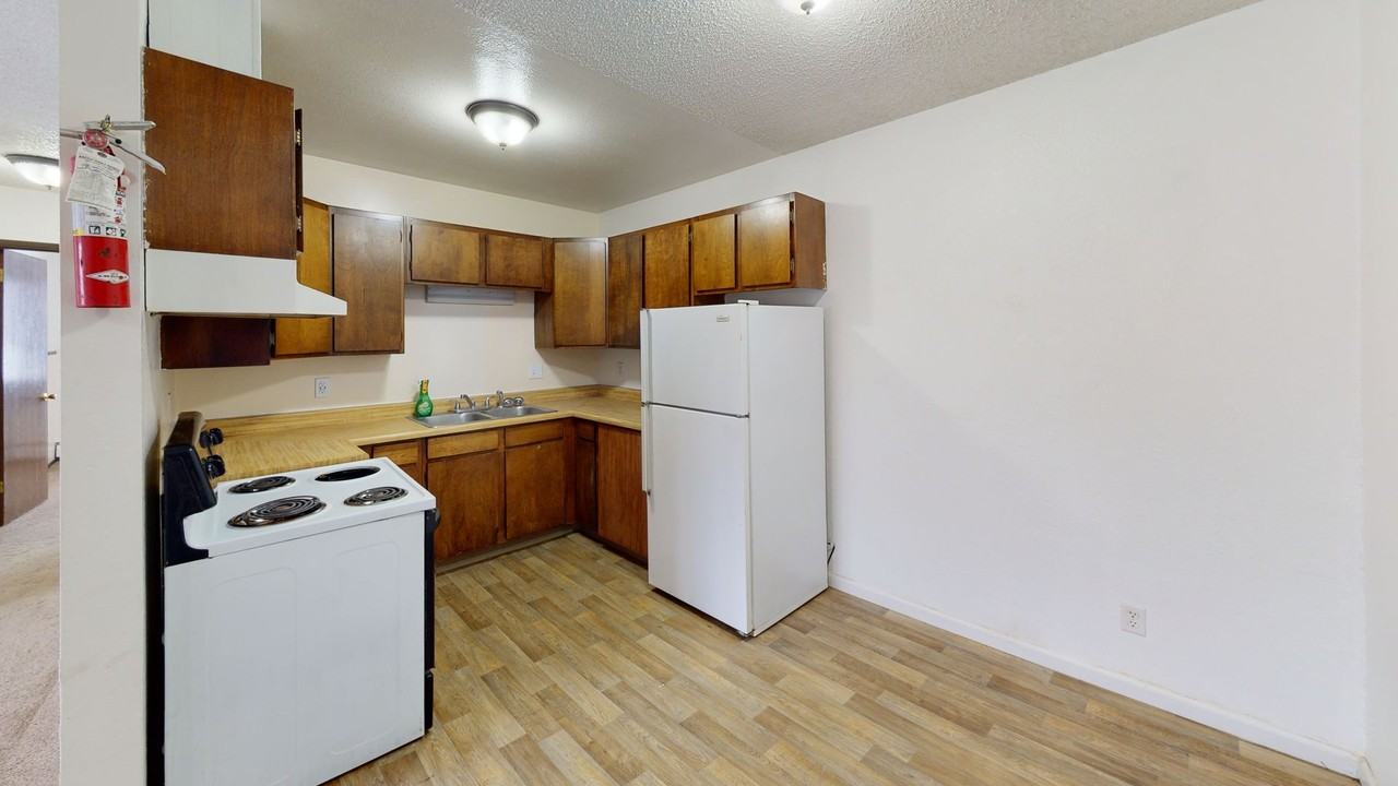 White Birch Apartments - Photo 7 of 13