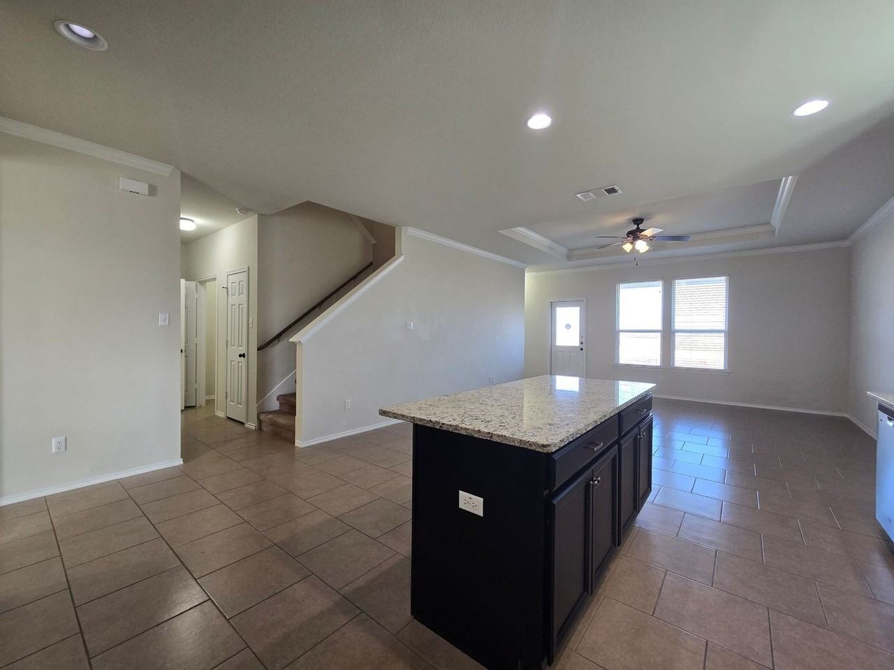 9100 Bowfield Dr - Photo 7 of 25