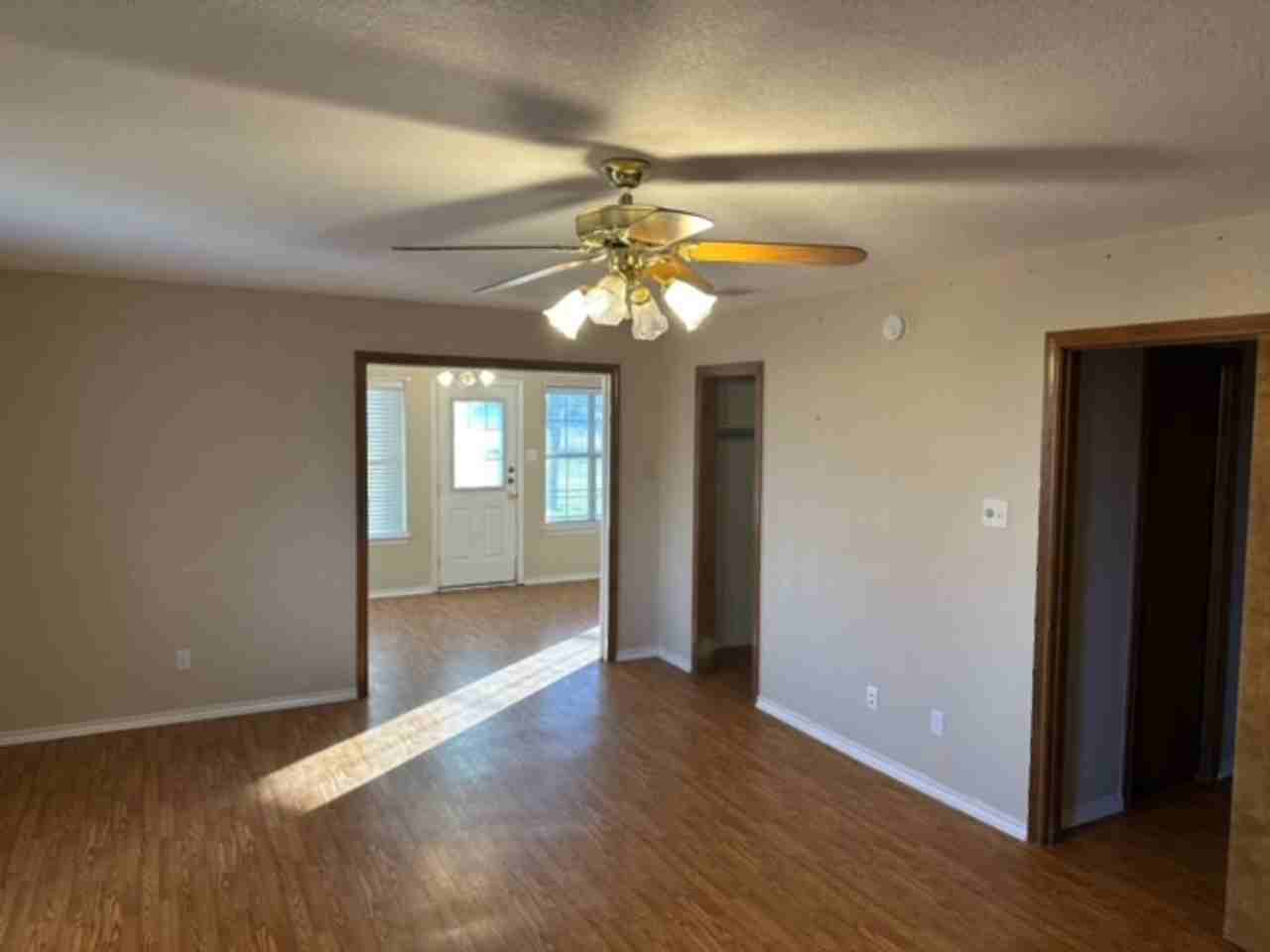 4727 County Road 597 #2 - Photo 6 of 20