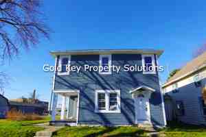 featured image of 2233 E Lynn St