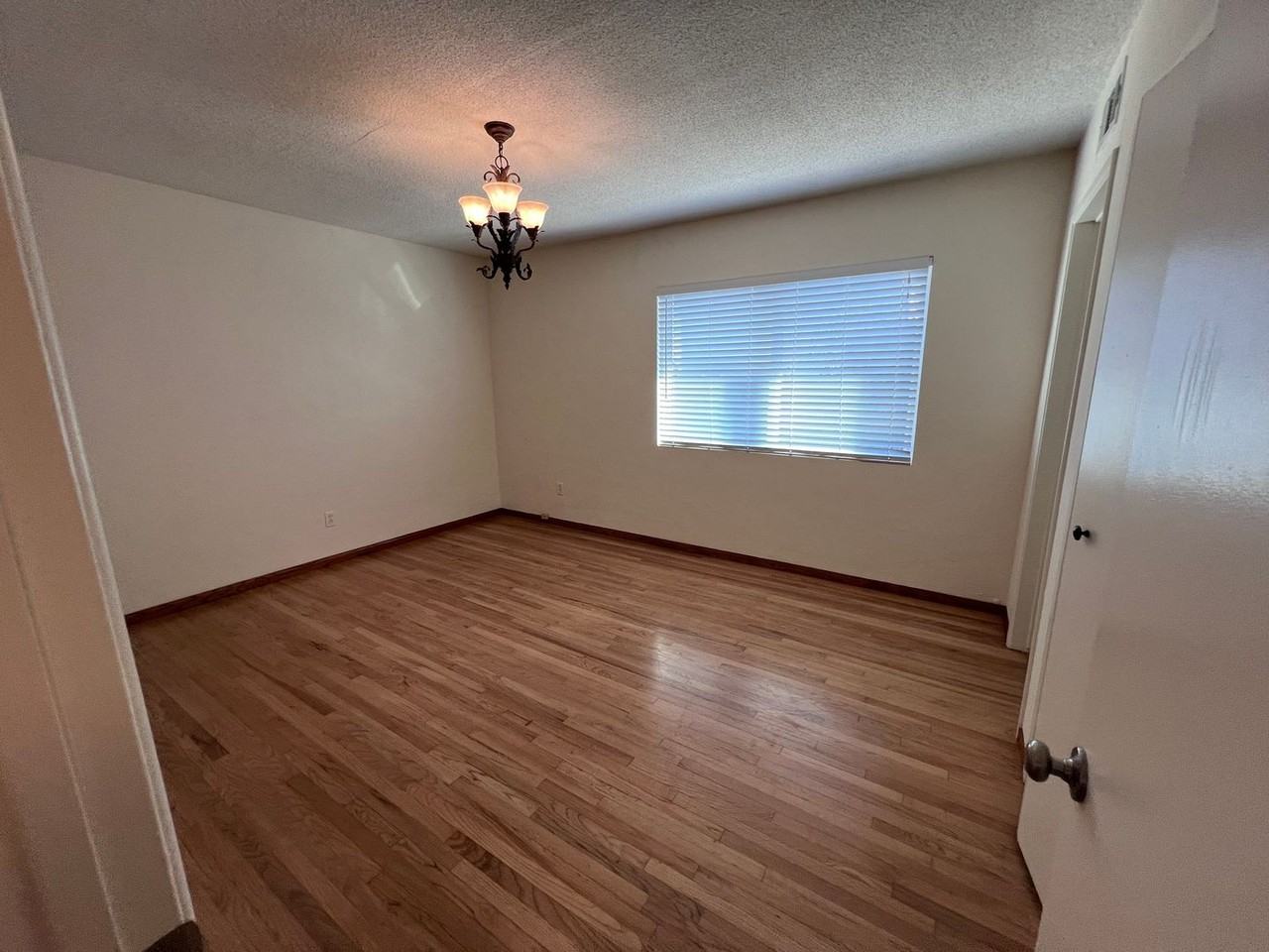 5051 Dubois Dr - Photo 6 of 9
