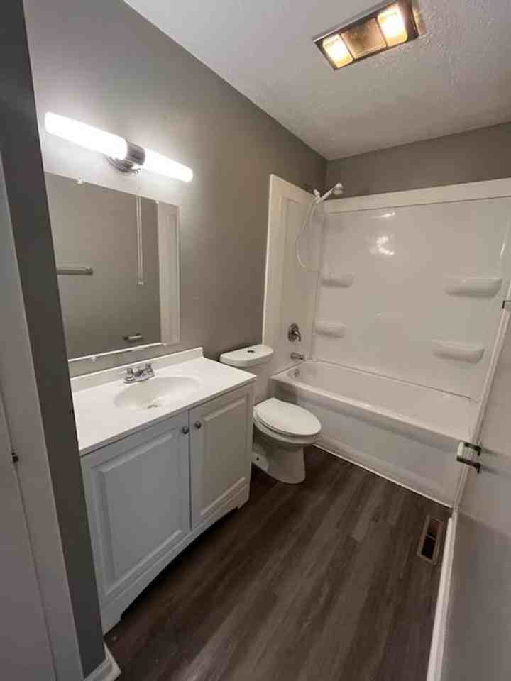 103 Nottingham Way - Photo 6 of 13