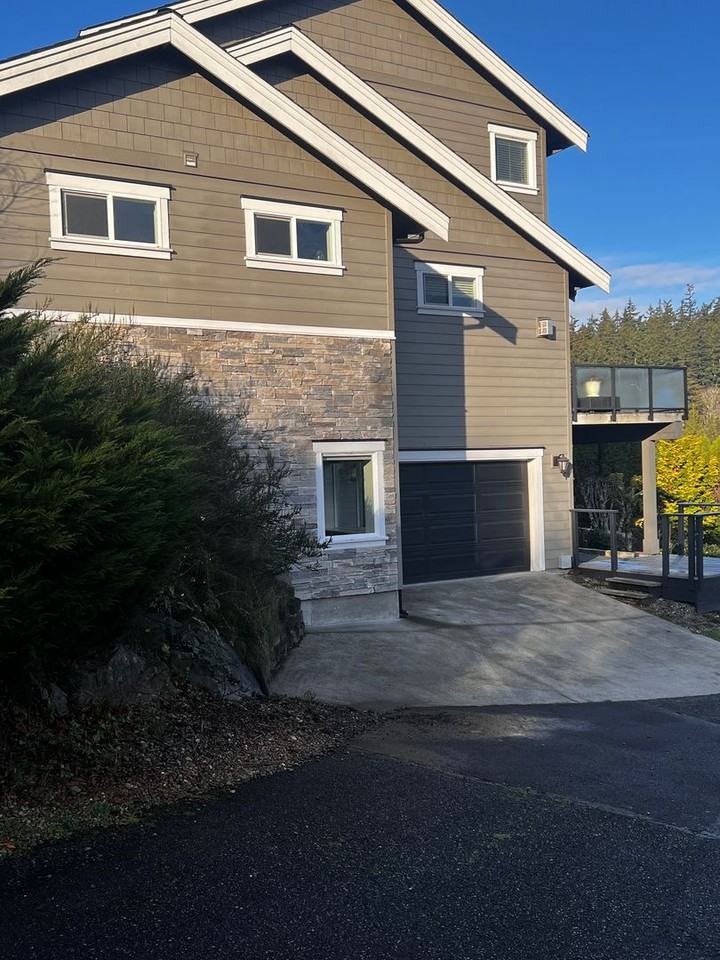 1301 Broad St - Photo 2 of 15