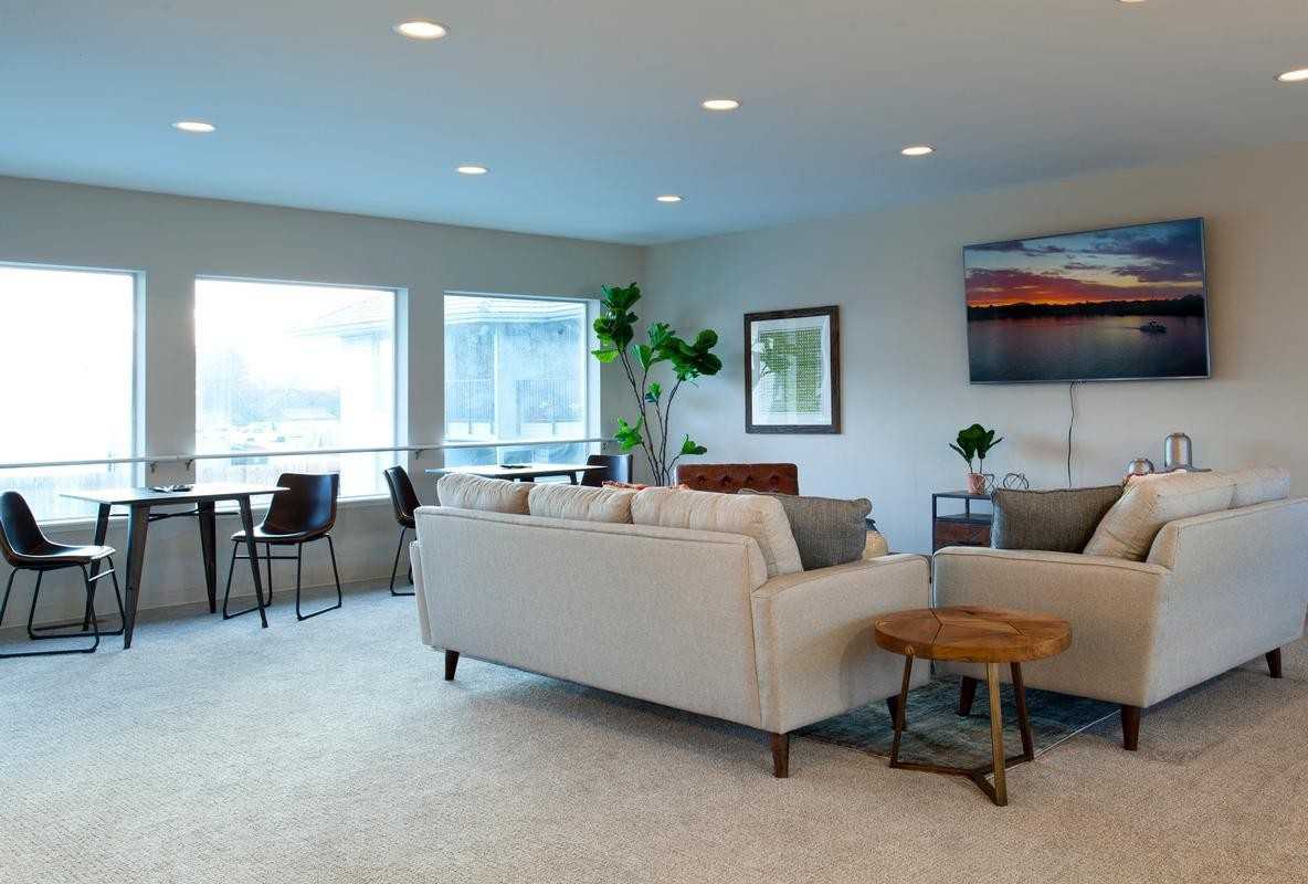 1775 Columbia Park Trl - Photo 7 of 11