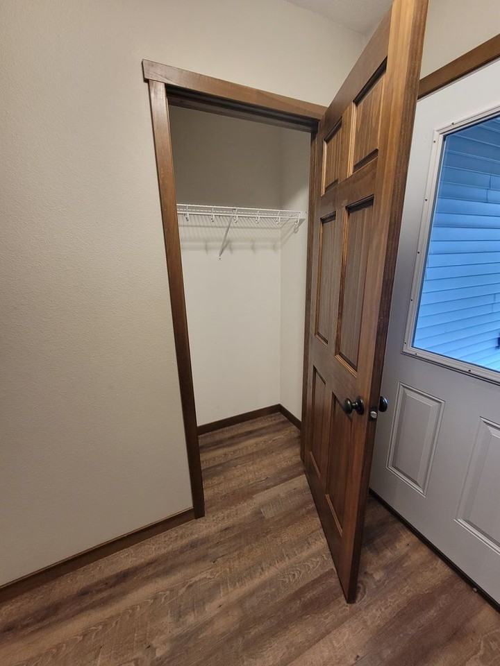 2442 Parkview - Photo 3 of 22