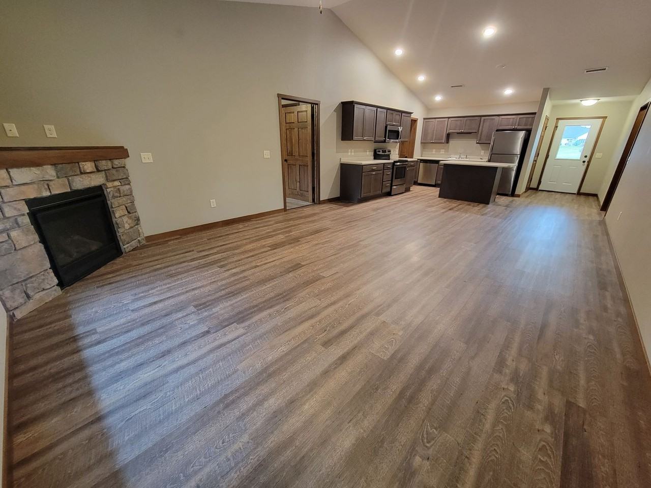 2442 Parkview - Photo 5 of 22