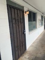 featured image of 1669 Kewalo St