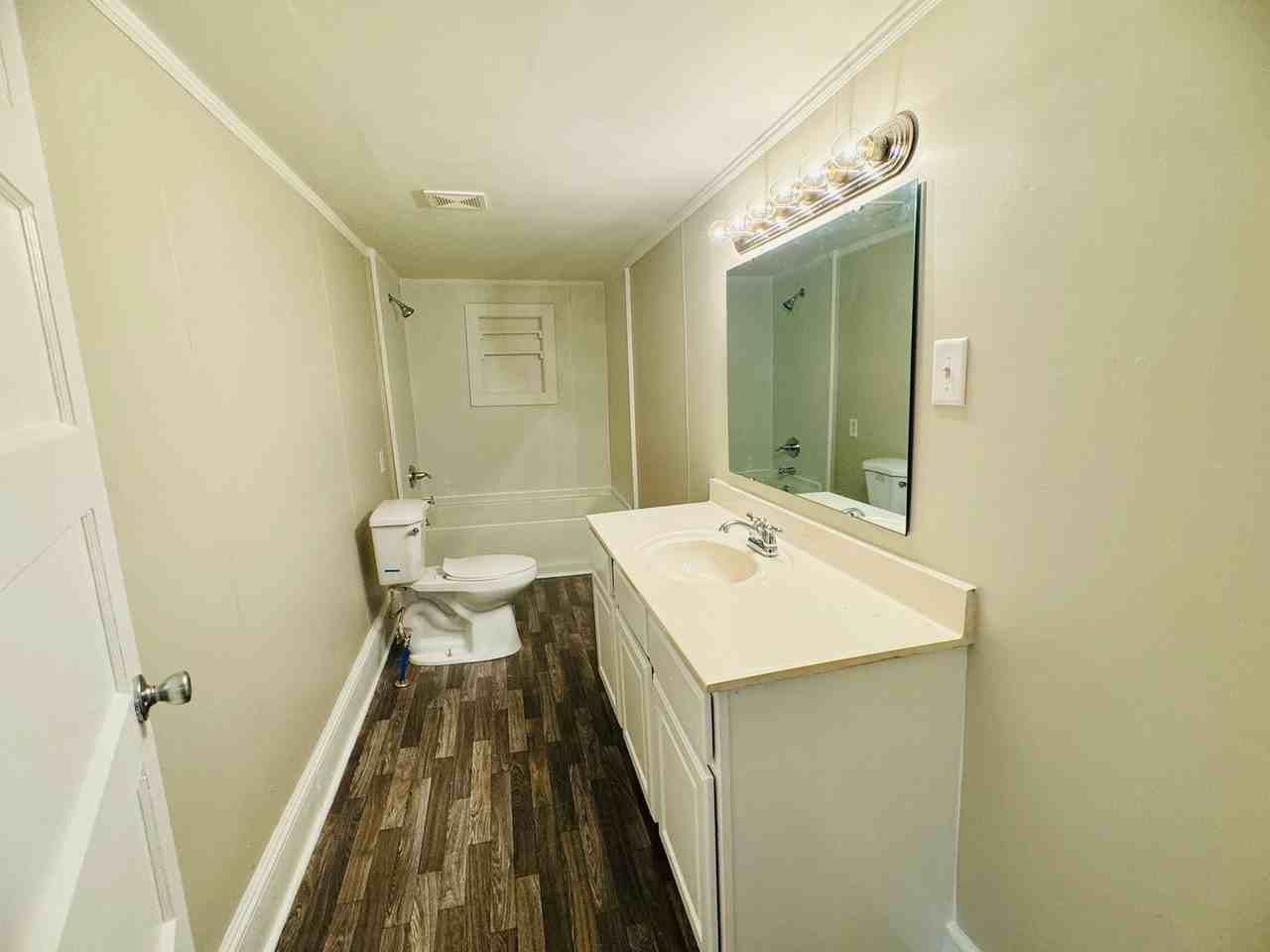 508 Elm Ave - Photo 3 of 13