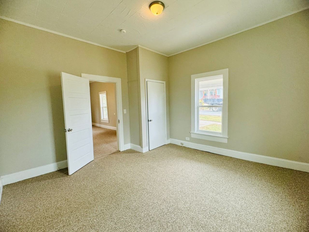 508 Elm Ave - Photo 4 of 13