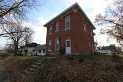 1103 S 5th St - Photo 1 of 1